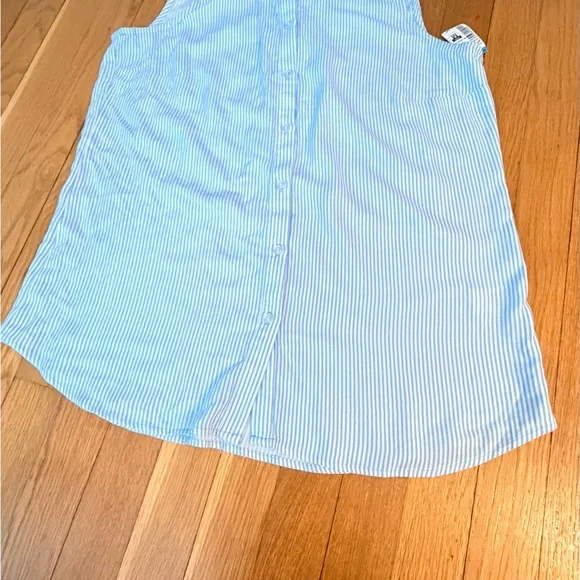 Sleeveless Blue Striped Women's Top - Picture 3 of 3